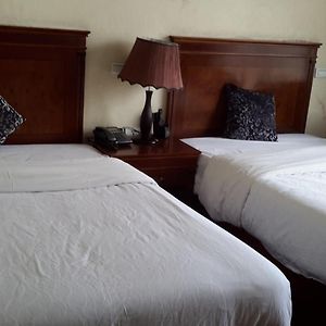 Ft Hotel